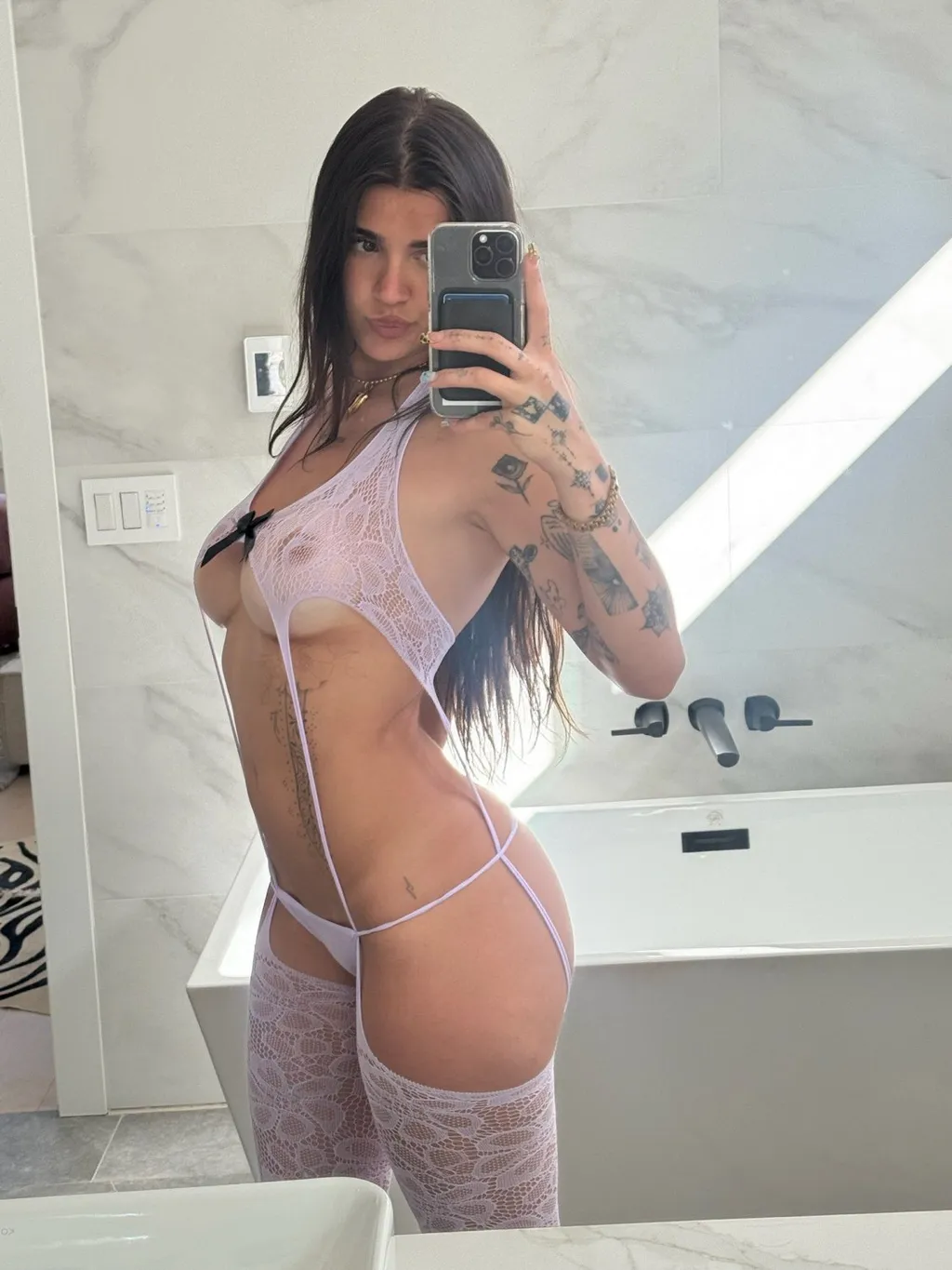 HOT TEEN ABG e-girls MASTURBATING (LEALED) (joy, latina, teen, ass, e-girls, asian, abg, japanese)