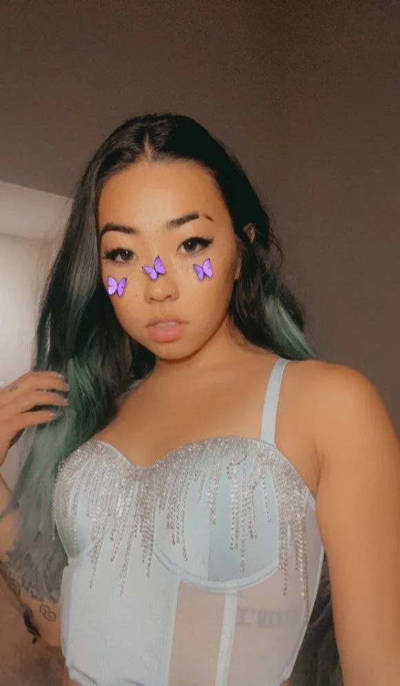 ASIAN AMATEUR LEAKS NAUGHTY AND WILD ABG BABE872