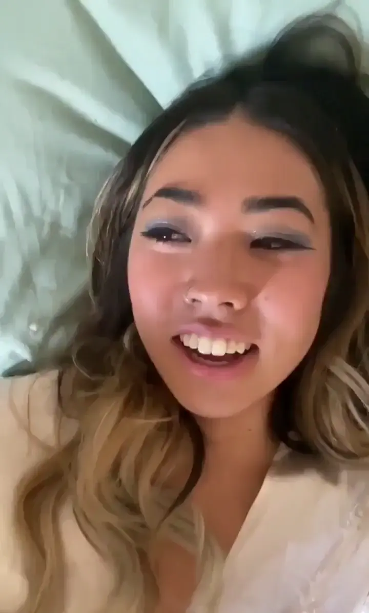 ASIAN AMATEUR LEAKS NAUGHTY AND WILD ABG BABE872