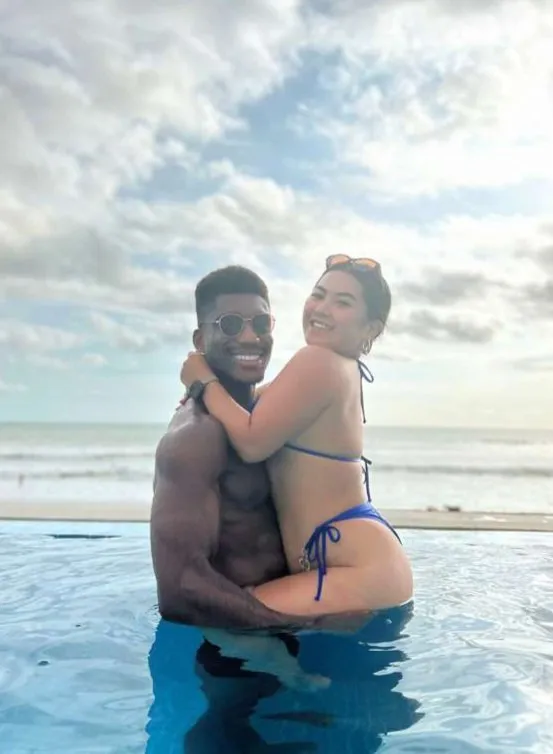 ASIAN AMATEUR LEAKS SHARING BF'S BIGDICK BABE883