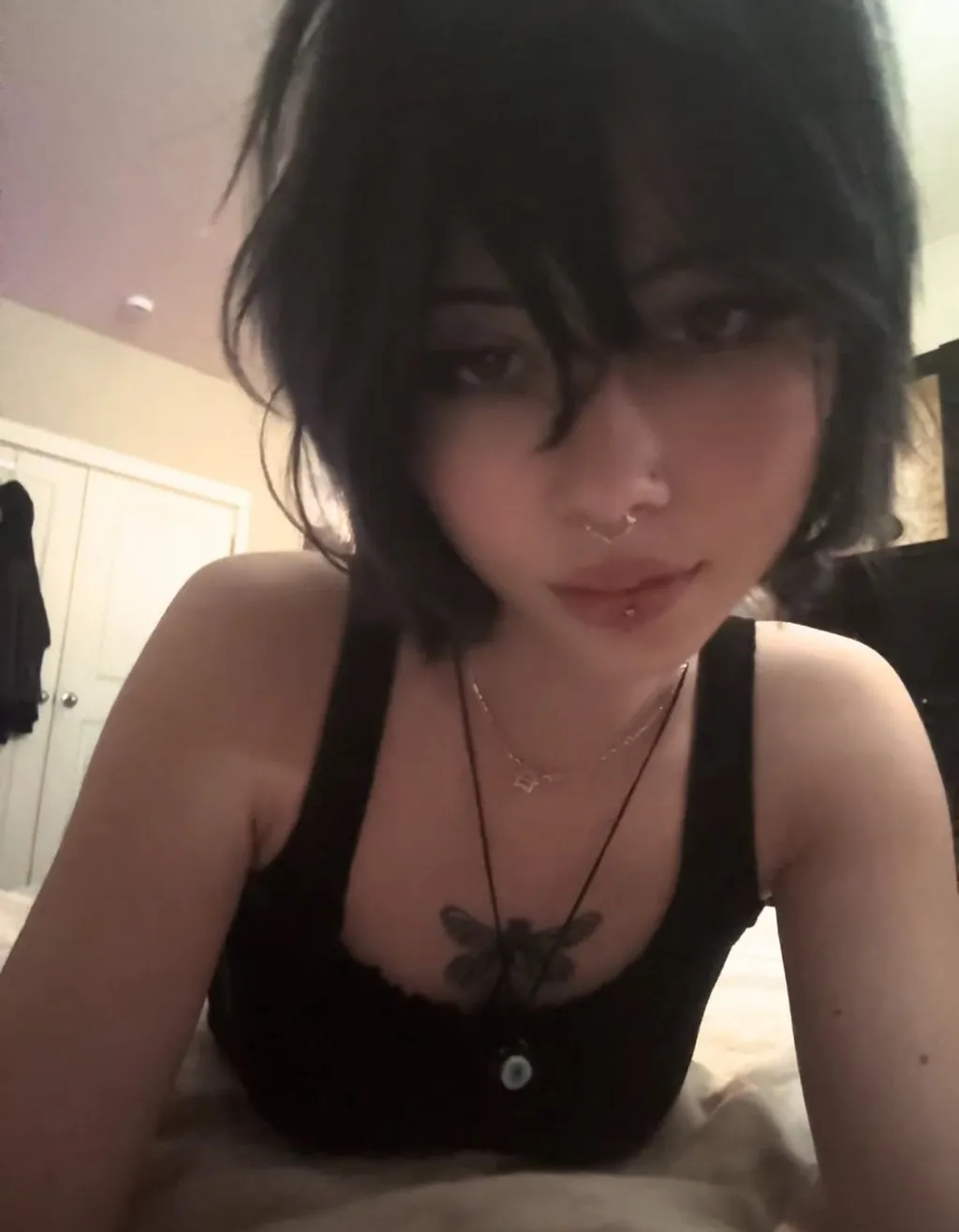 BEAUTIFUL HOT TEEN ABG MASTURBATING (LEALED) (joy, latina, teen, ass, e-girls, asian, abg, japanese)